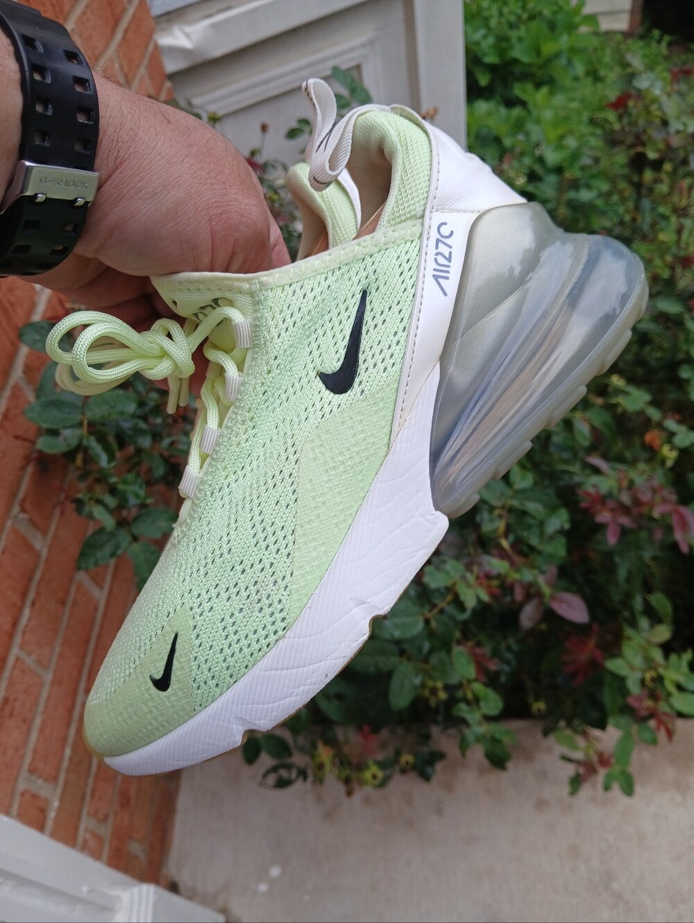 Nike Air Max 270 Lifestyle/Athletic Shoes Size 6.5 for Women